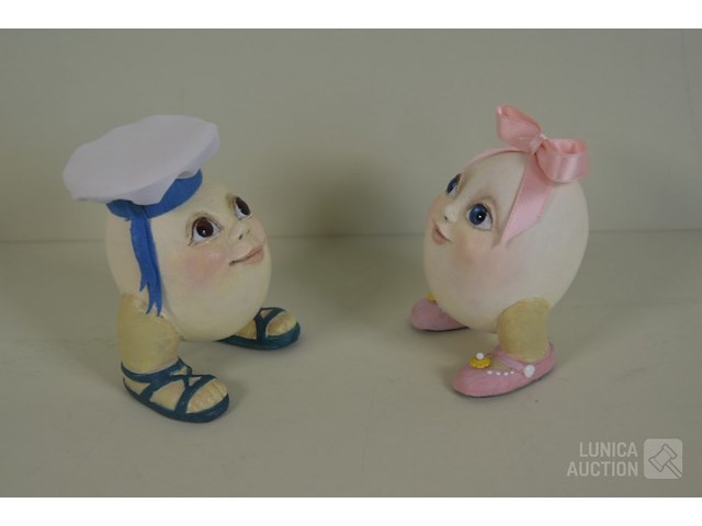 Surrealistische kleine beelden - afbeelding 2 van  4