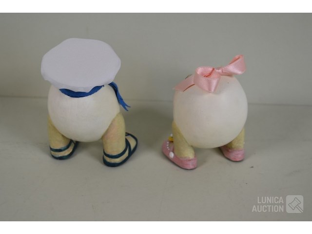 Surrealistische kleine beelden - afbeelding 3 van  4