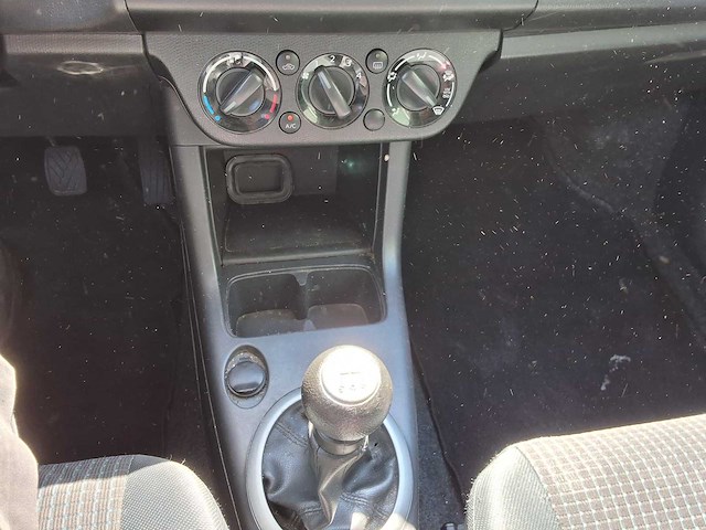 Suziki - 2006 - swift - suziki swift racing sport - afbeelding 9 van  17