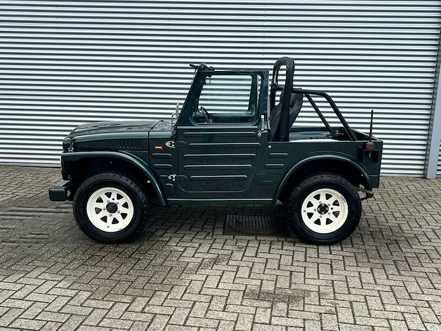 Suzuki - 1984 - lj80 - personenauto - afbeelding 16 van  22