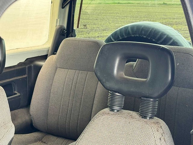 Suzuki - 1992 - vitara - 1.6 jlx cabrio - zd-tx-04 - afbeelding 13 van  13