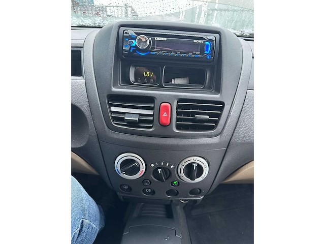 Suzuki - 2001 - liana - 1.6 first edition - 42-hb-pg - afbeelding 2 van  13