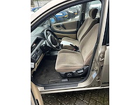 Suzuki - 2001 - liana - 1.6 first edition - 42-hb-pg - afbeelding 12 van  13