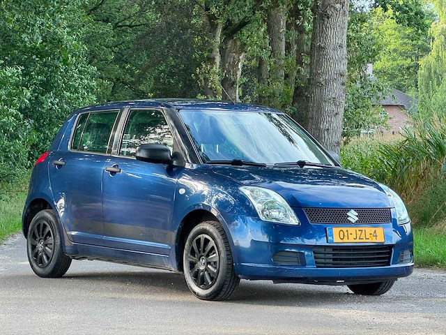 Suzuki - 2005 - swift - 1.3 ga - 01-jzl-4 - afbeelding 7 van  12