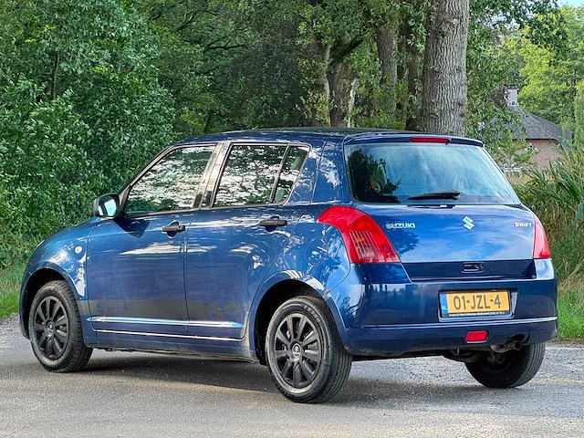Suzuki - 2005 - swift - 1.3 ga - 01-jzl-4 - afbeelding 10 van  12