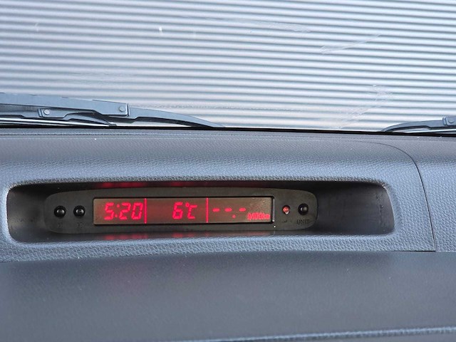 Suzuki - 2005 - swift - 1.3 gls - 03-rr-xl - afbeelding 8 van  23