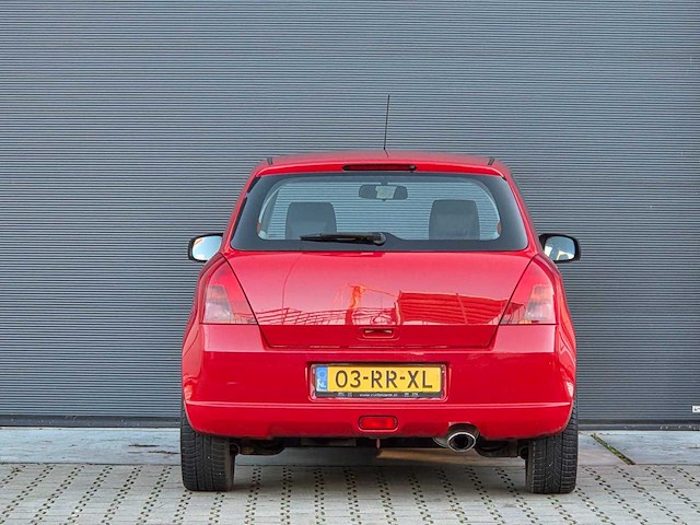 Suzuki - 2005 - swift - 1.3 gls - 03-rr-xl - afbeelding 20 van  23
