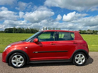Suzuki - 2006 - swift - 1.3 shogun - 79-tg-gl - personenauto - afbeelding 11 van  13