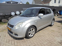 Suzuki - 2007 - swift - 1.3 exclusive - 61-xbn-2 - afbeelding 1 van  16
