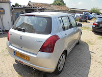 Suzuki - 2007 - swift - 1.3 exclusive - 61-xbn-2 - afbeelding 10 van  16
