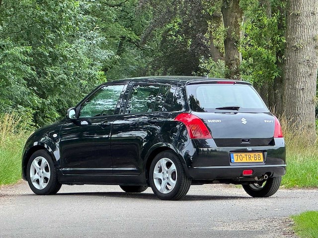 Suzuki - 2007 - swift - 1.3 shogun - 70-tr-bb - afbeelding 21 van  23