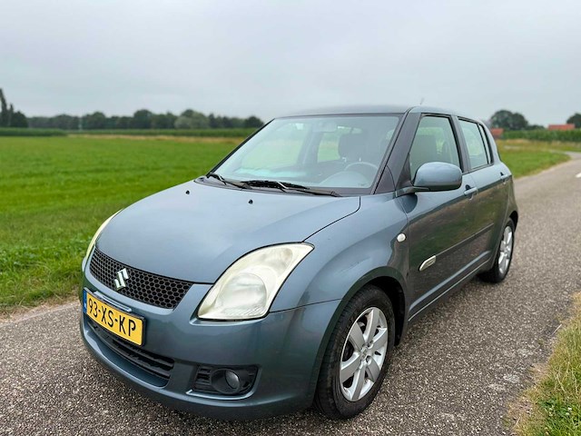 Suzuki - 2007 - swift - 1.3 shogun - 93-xs-kp - afbeelding 1 van  11