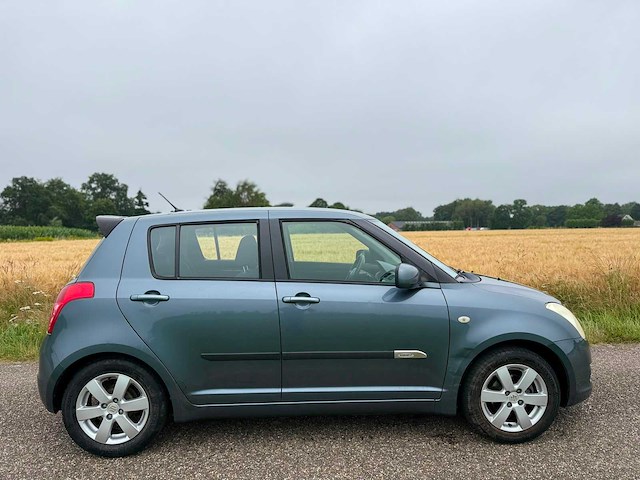 Suzuki - 2007 - swift - 1.3 shogun - 93-xs-kp - afbeelding 3 van  8