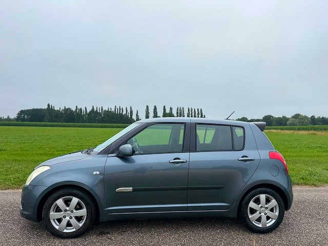 Suzuki - 2007 - swift - 1.3 shogun - 93-xs-kp - afbeelding 7 van  8