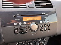 Suzuki - 2007 - swift - 1.3 shogun - personenauto - afbeelding 2 van  16