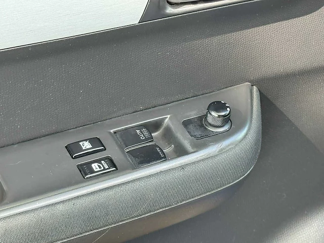 Suzuki - 2008 - swift - 1.3 bandit - personenauto - afbeelding 3 van  15