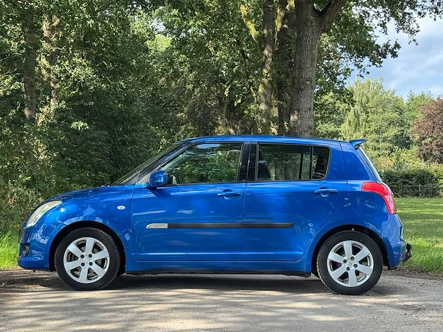 Suzuki - 2008 - swift - 1.3 bandit - personenauto - afbeelding 10 van  15