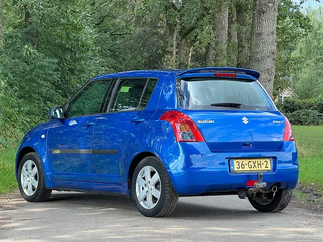 Suzuki - 2008 - swift - 1.3 bandit - personenauto - afbeelding 11 van  15