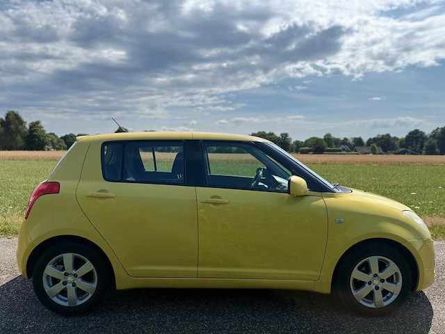 Suzuki - 2008 - swift - 1.3 shogun - 99-zp-pl - afbeelding 9 van  12