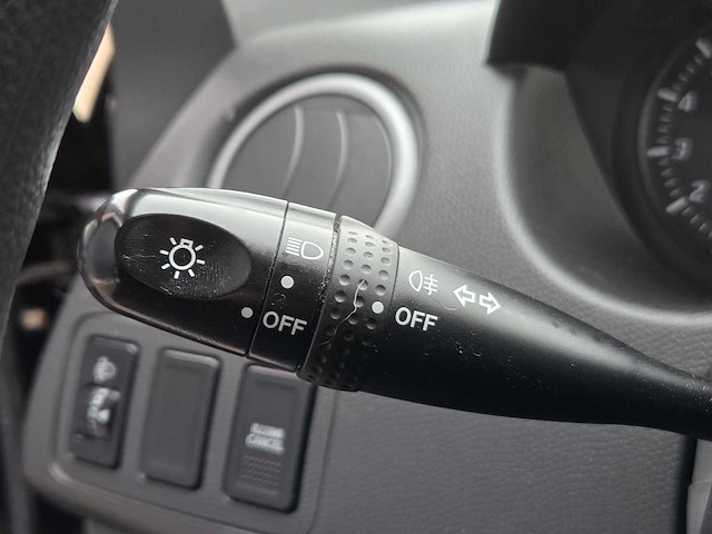 Suzuki - 2008 - swift - 1.5 comfort - 96-zp-tj - afbeelding 5 van  22