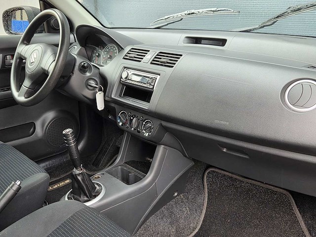 Suzuki - 2008 - swift - 1.5 comfort - 96-zp-tj - afbeelding 13 van  22