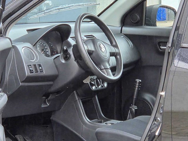 Suzuki - 2008 - swift - 1.5 comfort - 96-zp-tj - afbeelding 1 van  14