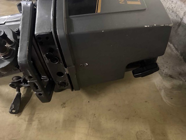 Suzuki - 30 pk - buitenboordmotor - afbeelding 6 van  7