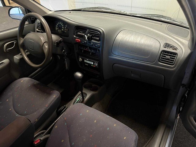 Suzuki - alto - 1.1 gls - car - 2002|15-jn-zn|iaw - afbeelding 7 van  14