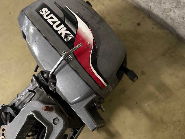 Suzuki - buitenboordmotor - afbeelding 5 van  7