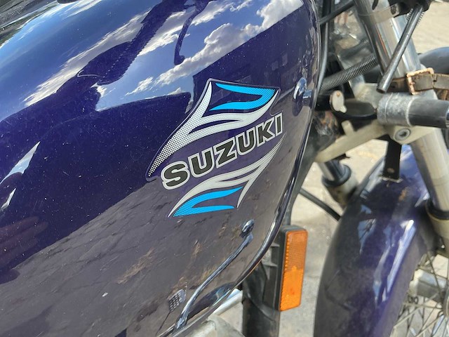Suzuki - chopper - ls 650 savage - motorfiets | ms-83-hh - afbeelding 8 van  14