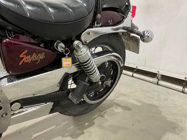 Suzuki - chopper - ls 650 savage - motorfiets - afbeelding 17 van  17