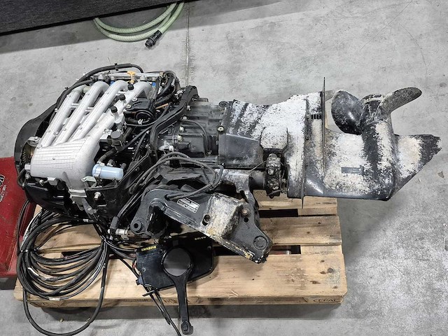 Suzuki - df60 - 60 pk - 4-takt - buitenboordmotor - afbeelding 8 van  11