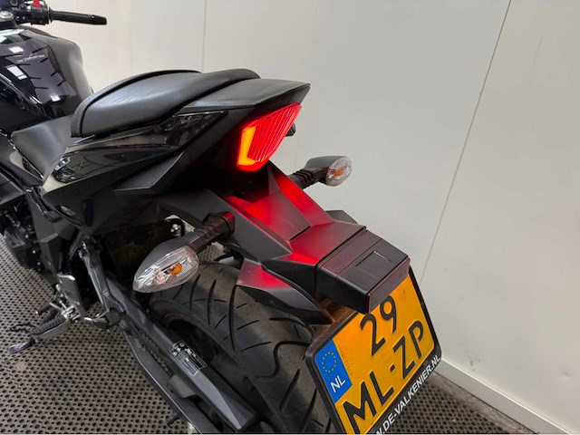 Suzuki - gsx 250 ra - sport - 5724 km - motorfiets - 2020 - afbeelding 5 van  14