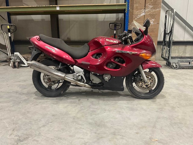 Suzuki - gsxf - 750 - motor - afbeelding 4 van  9