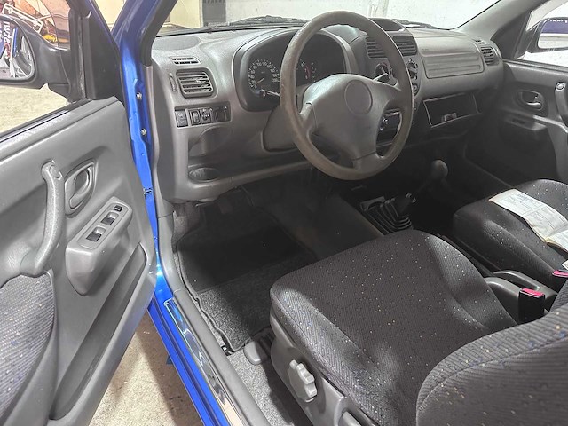 Suzuki - ignis - 1.3-16v gs - 80-ht-pp- 2001 - afbeelding 15 van  17