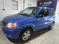 Suzuki - ignis - 1.3-16v gs - car - 2001 - afbeelding 1 van  17