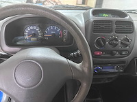 Suzuki - ignis - 1.3-16v gs - car - 2001 - afbeelding 16 van  17