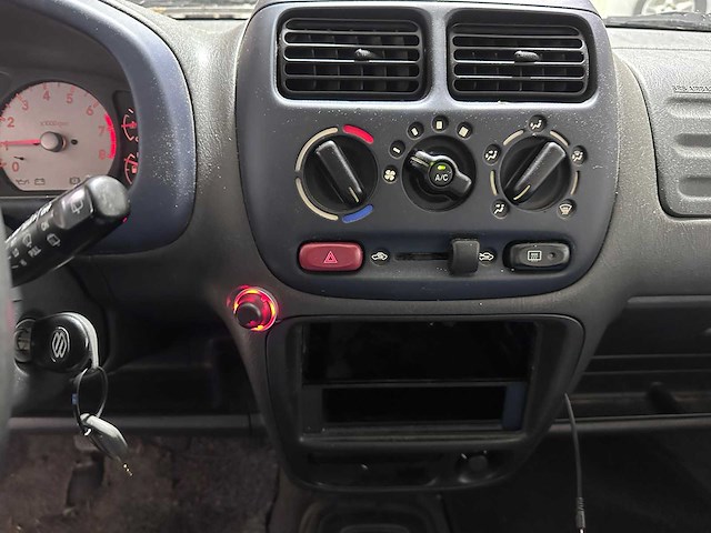 Suzuki - ignis - 1.3-16v special - 98-jl-fv- 2002 - afbeelding 8 van  16