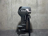 Suzuki - langstaart - 40 pk - 2-takt - buitenboordmotor - afbeelding 1 van  1