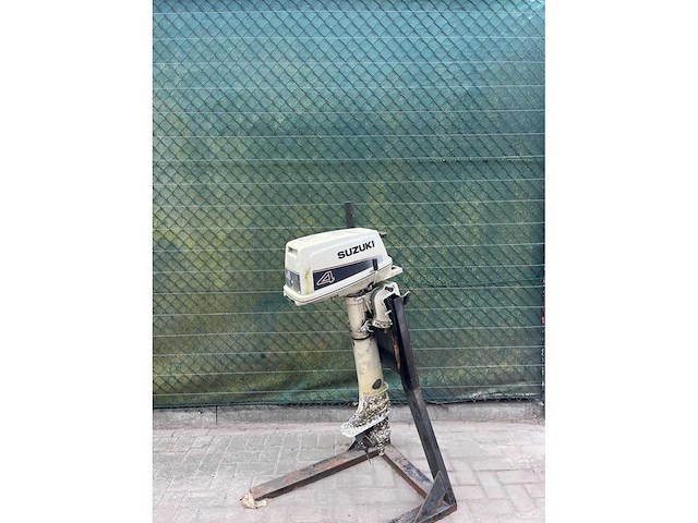 Suzuki - langstaart - 4.0 pk - buitenboordmotor - afbeelding 2 van  2