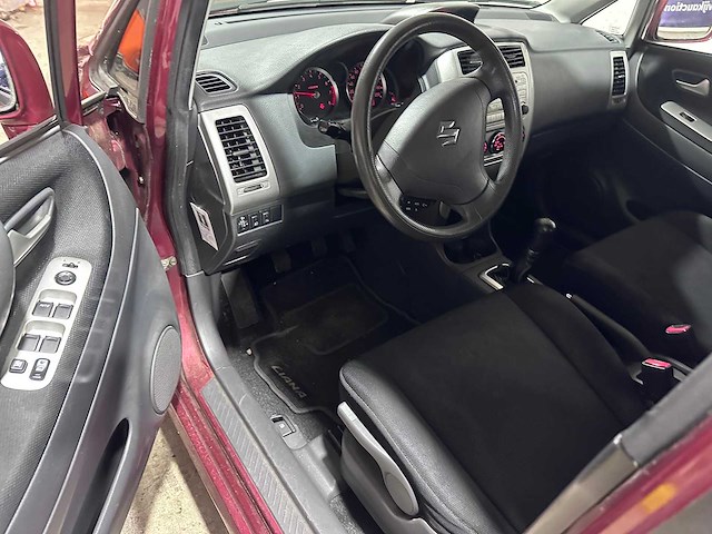 Suzuki - liana - 1.6 exclusive - 55-rp-fj - afbeelding 18 van  19