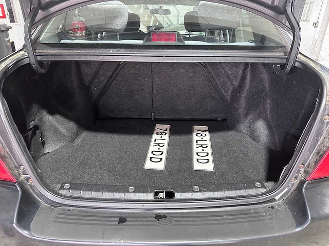 Suzuki - liana - 1.6 glx - 78-lr-dd- 2003 - afbeelding 5 van  10