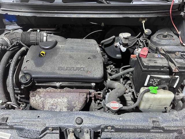 Suzuki - liana - 1.6 glx - 78-lr-dd- 2003 - afbeelding 8 van  17