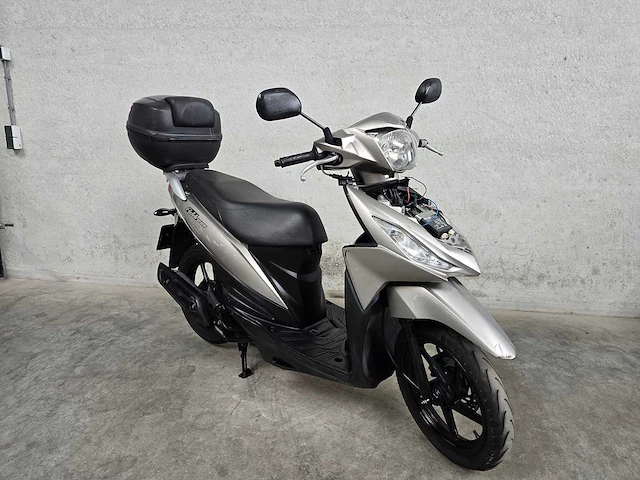 Suzuki - motorscooter - address 110 - 4t 110cc 74mfsz - afbeelding 5 van  8