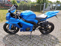 Suzuki - sport - gsx r 1000 - motorfiets - afbeelding 11 van  18