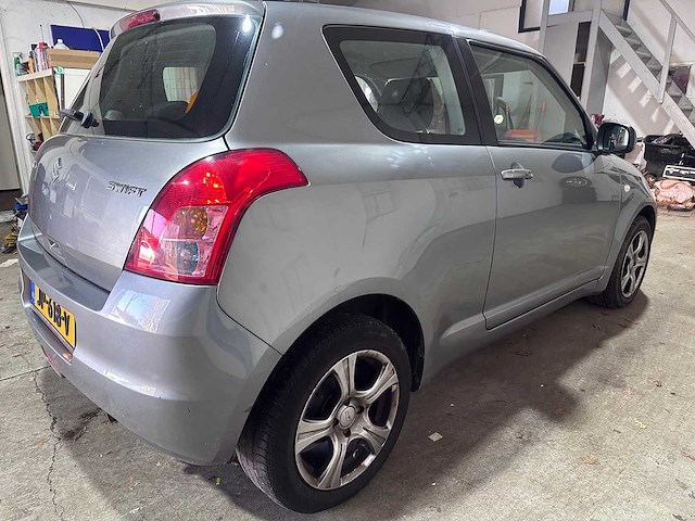 Suzuki - swift - 1.3 base - jp-618-v- 2008 - afbeelding 4 van  5