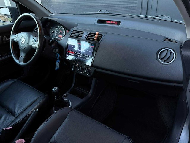 Suzuki - swift - 1.3 gls - car - 2006|2-tpl-88|iaw - afbeelding 7 van  20