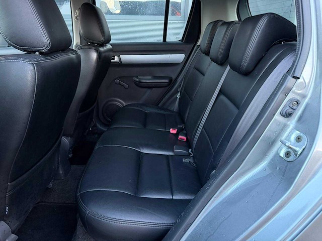 Suzuki - swift - 1.3 gls - car - 2006|2-tpl-88|iaw - afbeelding 13 van  20