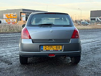 Suzuki - swift - 1.3 gls - car - 2006|2-tpl-88|iaw - afbeelding 14 van  20