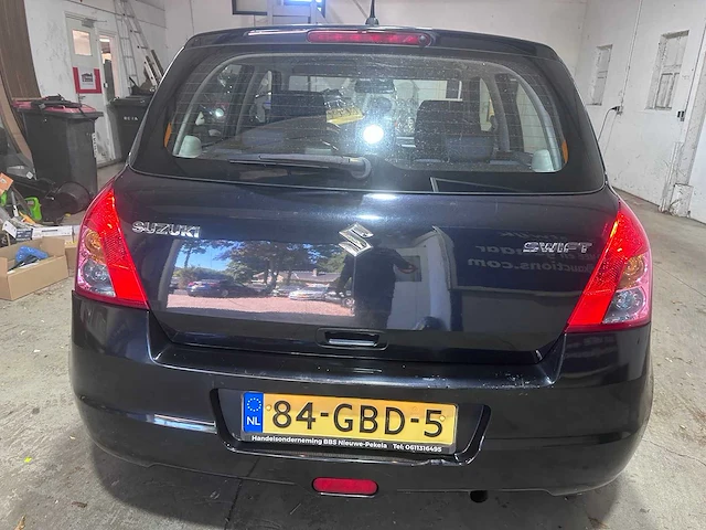 Suzuki - swift - 1.3 shogun - 84-gbd-5 - 2008 - afbeelding 12 van  18